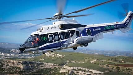 Airbus Helicopters benutzt eine H225 für Tests mit 100 Prozent nachhaltigem Kraftstoff.