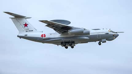 Berijew und Vega haben eine achte aufgerüstete A-50U an die russischen Luft- und Weltraumstreitkräfte abgeliefert.