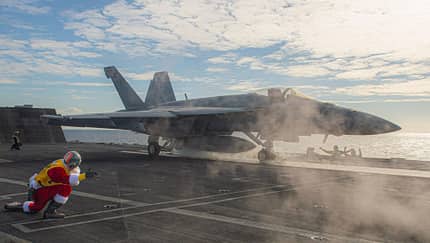 Flugzeugträger Vinson und Truman im Dezember 2021