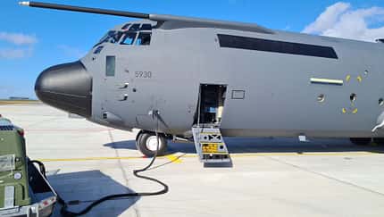 Die erste C-130J-30 für die Luftwaffe traf am 19. Februar 2022 in Evreux ein.