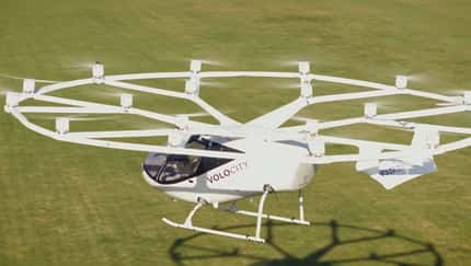 Volocopter begann im Dezember 2021 mit der Flugerprobung seines VoloCity, das erste geplante Serienmodell des Unternehmens.