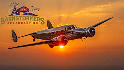 Mit der Lockheed Electra in den Sonnenuntergang