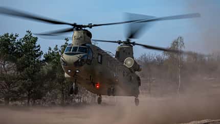 Auch die Niederlande fliegen die CH-47F Chinool.