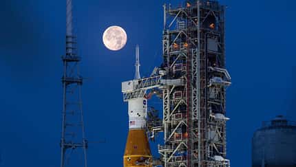 Europa fliegt zum Mond