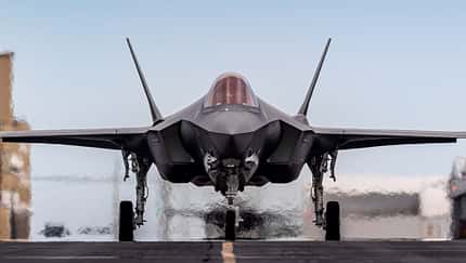 Das Schweizer Parlament hat die F-35-Beschaffung und eine rasche Unterschrift unter den Vertrag gebilligt.