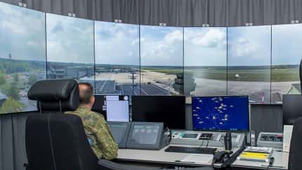 Remote Tower von Saab auf der NATO-Basis Geilenkirchen.
