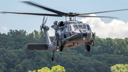Der Sikorsky HH-60W Jolly Green II hat die vorläufige Einsatzbereitschaft bei der USAF erreicht. 