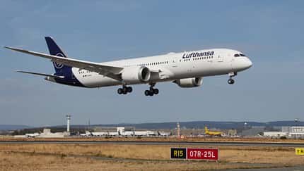 Lufthansas erste 787 heißt jetzt offiziell „Berlin“