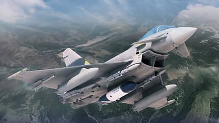 Eurofighter mit Sky-Shield EloKa-Behälter von Rafael.