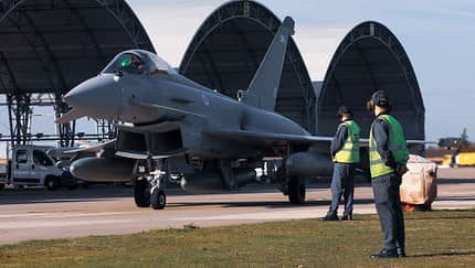 Britische Eurofighter sichern die Fußball-WM in Katar