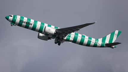 Hier fliegt die erste A330neo im Ringelpulli-Dress