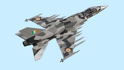 HAL stellte auf der Aero India im Februar 2023 sein Konzept HLFT-42 für einen Hochleistungs-Strahltrainer vor.