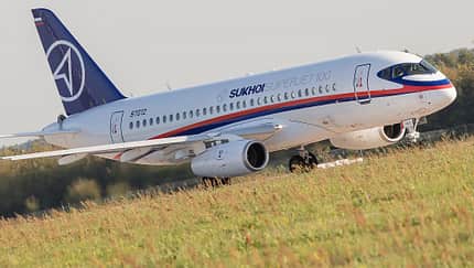 Russland will Indien den Superjet schmackhaft machen