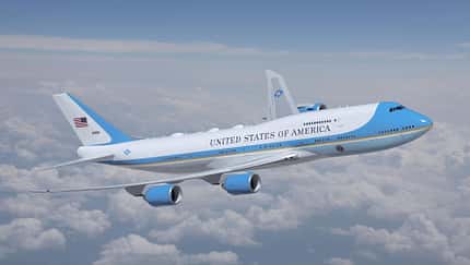 Die neue Boeing VC-25B "Air Force One" wird einen traditionellen hellblauen Anstrich erhalten.