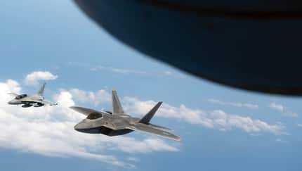 So rüstet die USA mit F-22 in Asien auf 