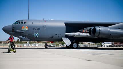 B-52H feuert Hyperschall-Waffe über dem Pazifik ab
