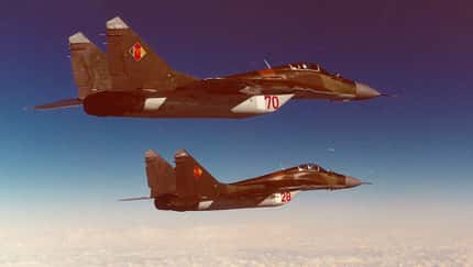 Ehemals bei der NVA fliegende MiG-29 gehen nun via Polen an die Ukraine.