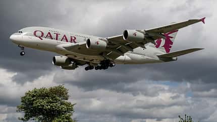 Qatar Airways fliegt die A380 noch jahrelang