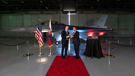 Lockheed Martin stellte in Greenville die erste F-16C Block 70 für die Slowakei vor.