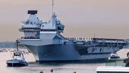 HMS QUEEN ELIZABETH DEPARTING FROM PORTSMOUTH 