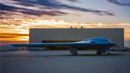 Northrop Grumman B-21 Raider in Palmdale im Juli 2023. 