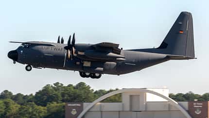 Jetzt fliegen schon zwei deutsche Hercules-Tanker