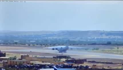 Video: Hier rast die Il-76 in Gao ins Verderben 