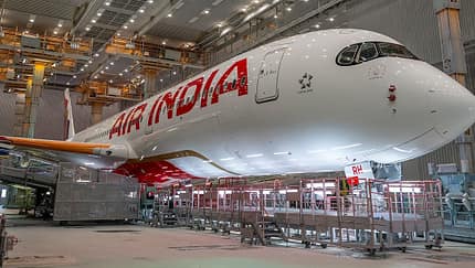 Air India zeigt ihre erste A350, frisch lackiert