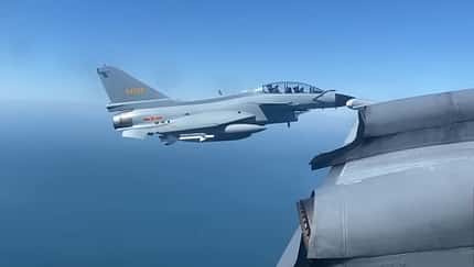 China-Kampfjet beschießt West-Aufklärer mit Flares