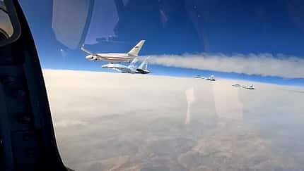 „Super Flanker“ begleiten Putin bei Abu Dhabi-Trip
