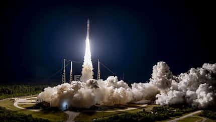 US-Lander auf dem Weg zum Mond