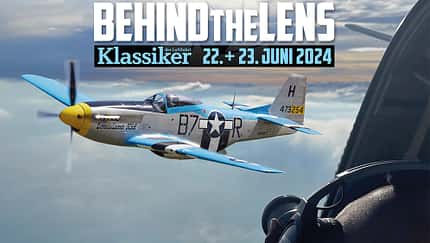 Schon mal 'ne Mustang aus dem Flugzeug abgelichtet?