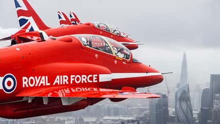 Red Arrows: Die 60. Saison des Top-Teams