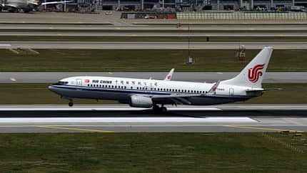 Boeing 737 von Air China nach dem Aufsetzen