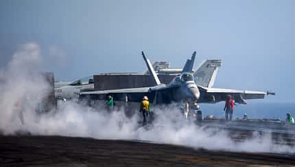 Flugdeck-Aktion auf der USS Dwight D. Eisenhower