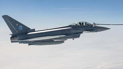 Eurofighter der Luftwaffe bei der Überführung nach Hawaii.