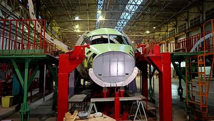 TVRS-44 Ladoga Rumpf in der Montage