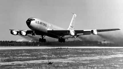 Boeing KC-135 Stratotanker beim Start