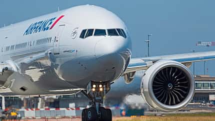 777, Boeing 777 300, Lufthansa Cargo, 777-200, 777-300ER, Emirates, Swiss Boeing 777-300ER von Air France von vorne