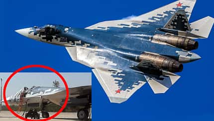 Suchoi Su-57 im Flug und am Boden ohne Cockpithaube (Montage)