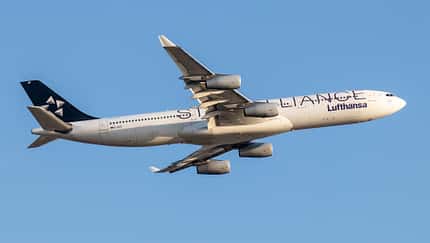 Airbus A340, Lufthansa, Star Alliance Lufthansa A340 mit Star Alliance-Lackierung