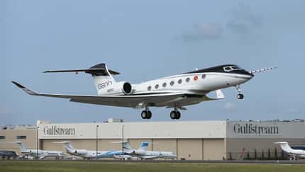 Erstflug der Gulfstream G800