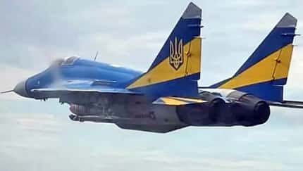 MiG-29 der Ukraine mit neuartiger Gleitbombe. 