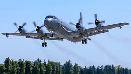 Erste modernisierte P-3B Orion für Griechenland