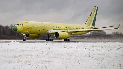 Tupolew, Tu-214, Rostec, Russland, Kasan Neu gebaute Tupolew Tu-214 in Russland
