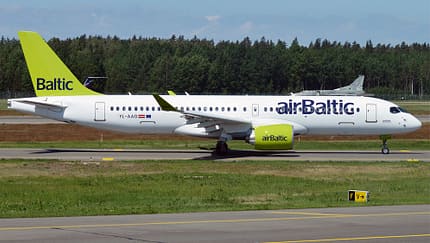 Airbus A220-300 YL-AAO von Air Baltic
