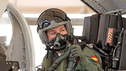 Spanische Kronprinzessin darf in F-5 mitfliegen