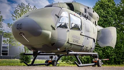 Airbus Helicopters U145 Mock-up am Boden
