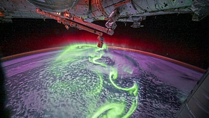Südlichter fotografiert von der französische ESA-Astronautin Sophie Adenot im Juni 2026 von der ISS aus
