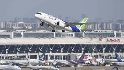 COMAC C919-600 startet zum Erstflug